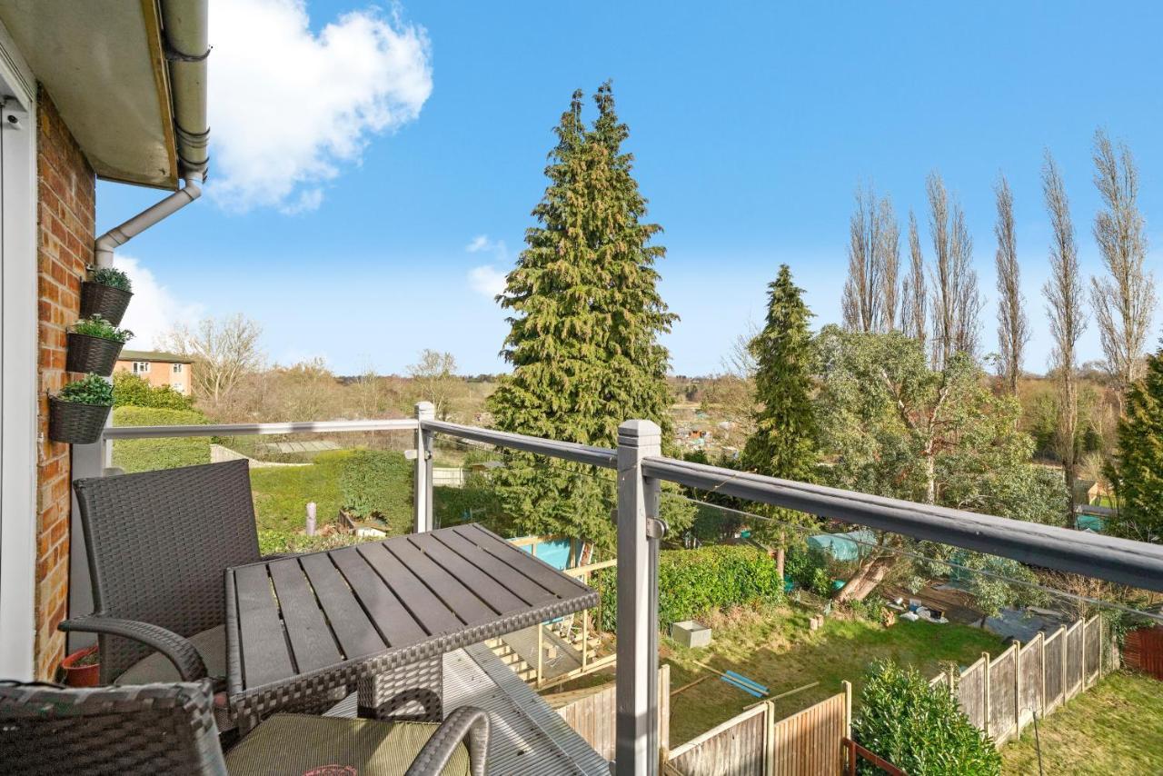 The Stylish Warwick Abode - Balcony - Garden Villa Leek Wootton Dış mekan fotoğraf