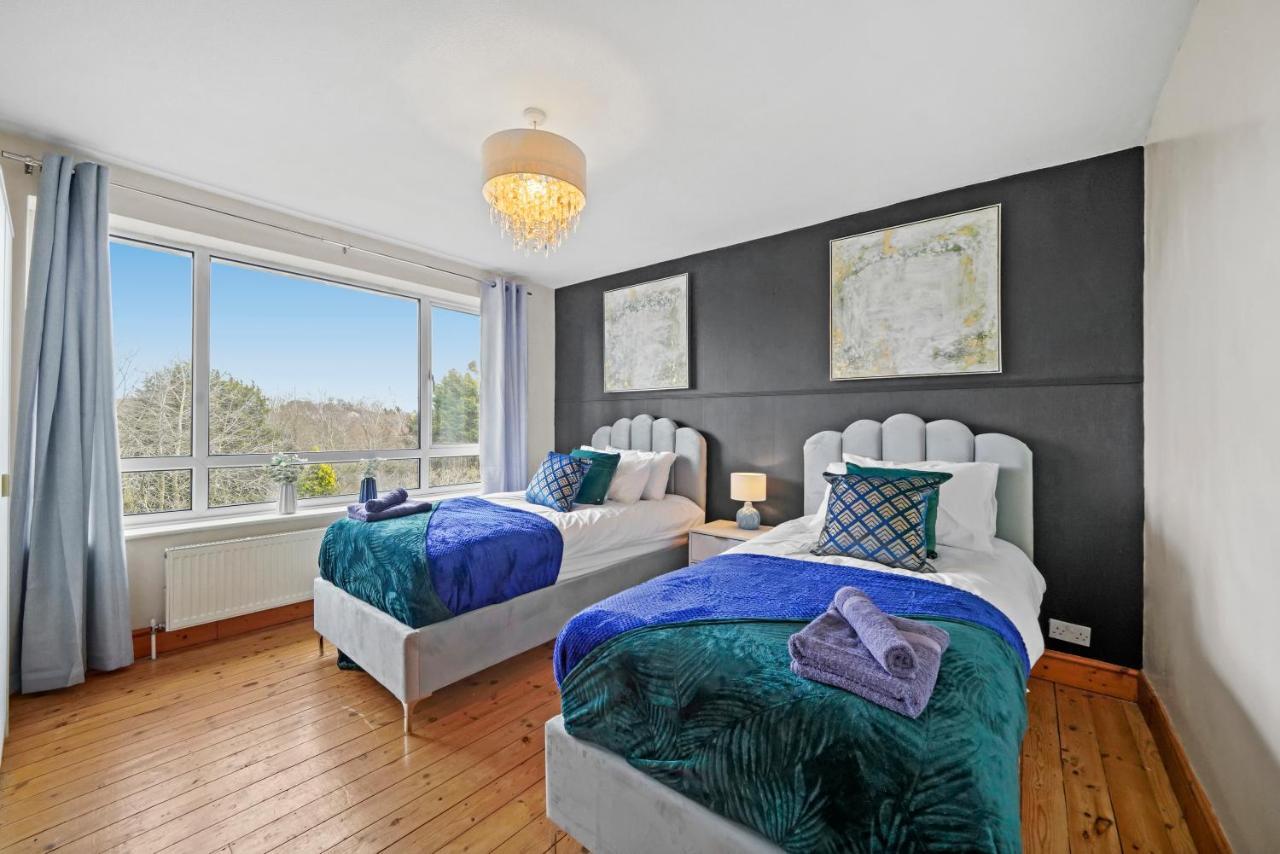 The Stylish Warwick Abode - Balcony - Garden Villa Leek Wootton Dış mekan fotoğraf